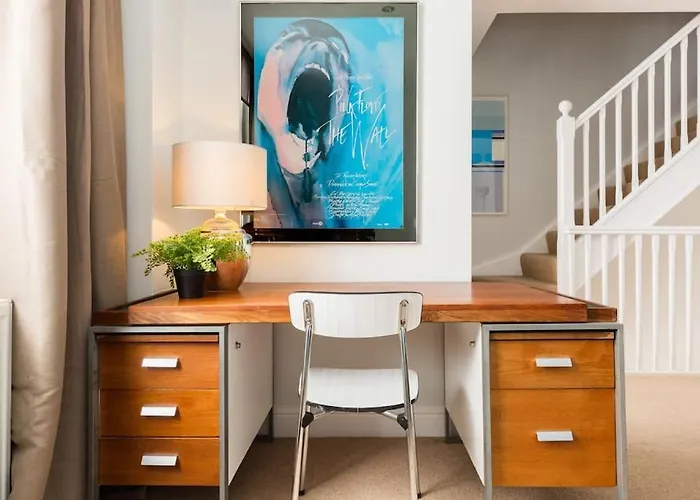 Fabulous Malvern Townhouse