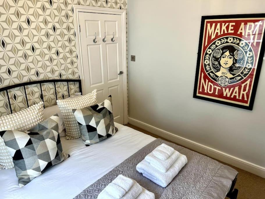 Fabulous Malvern Townhouse Holiday home *