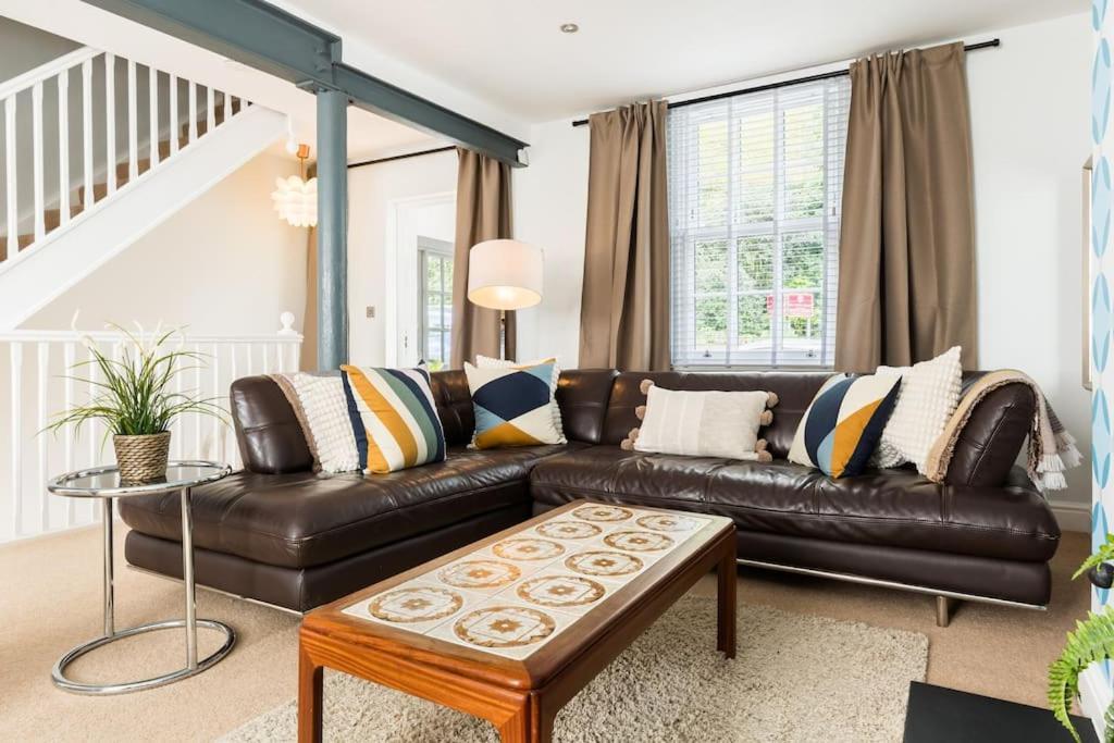Fabulous Malvern Townhouse