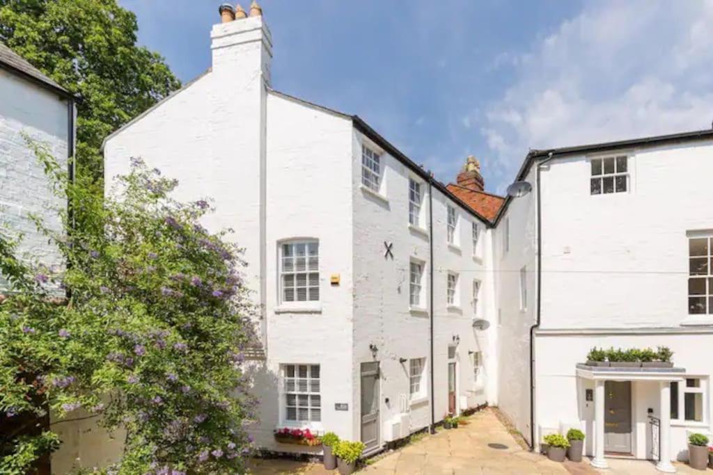 Fabulous Malvern Townhouse Holiday home Great Malvern