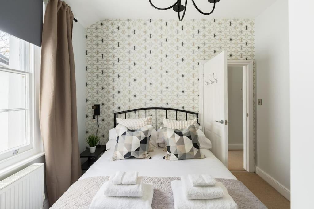 Holiday home Fabulous Malvern Townhouse *